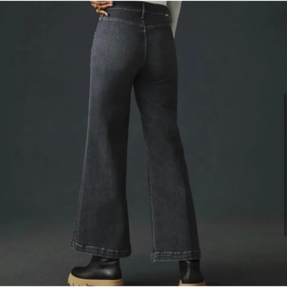 Mother the pixie sailor ankle in the night is watching - Picture 2 of 6